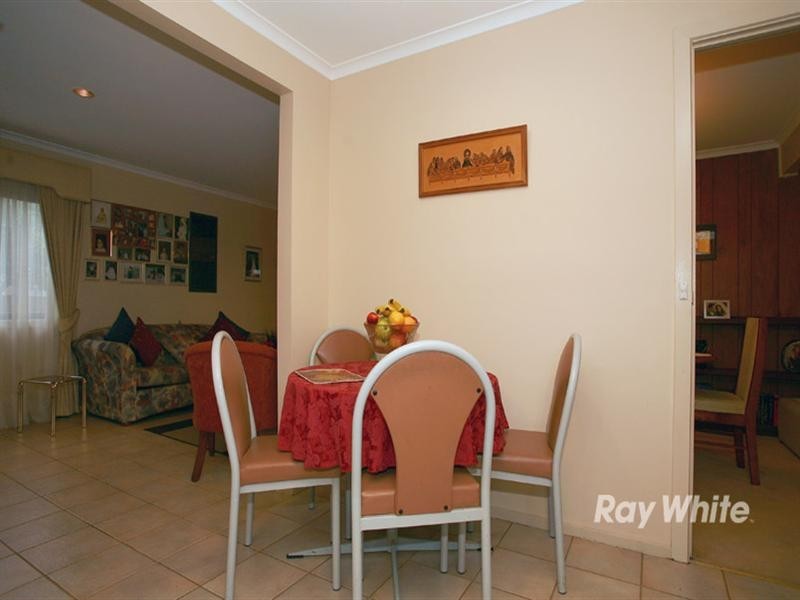 4 Orloff Close, Clayton South VIC 3169