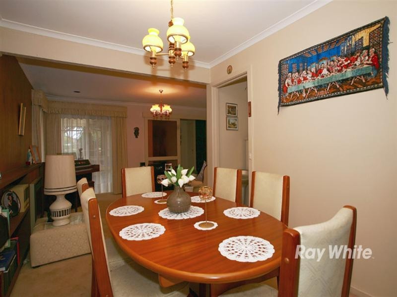 4 Orloff Close, Clayton South VIC 3169