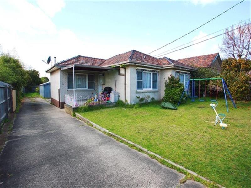 27 Philip Street, Dandenong North VIC 3175