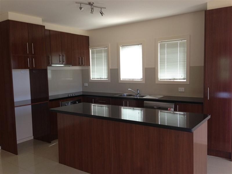 9/12 Hutton Street, Dandenong VIC 3175