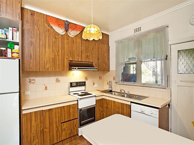 31 Hutton Street, Dandenong VIC 3175