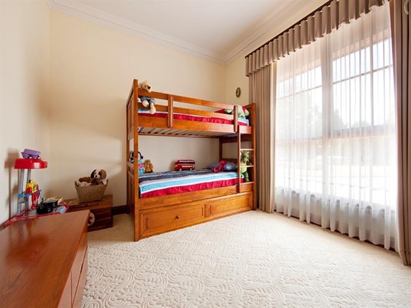 246 Perry Road, Keysborough VIC 3173