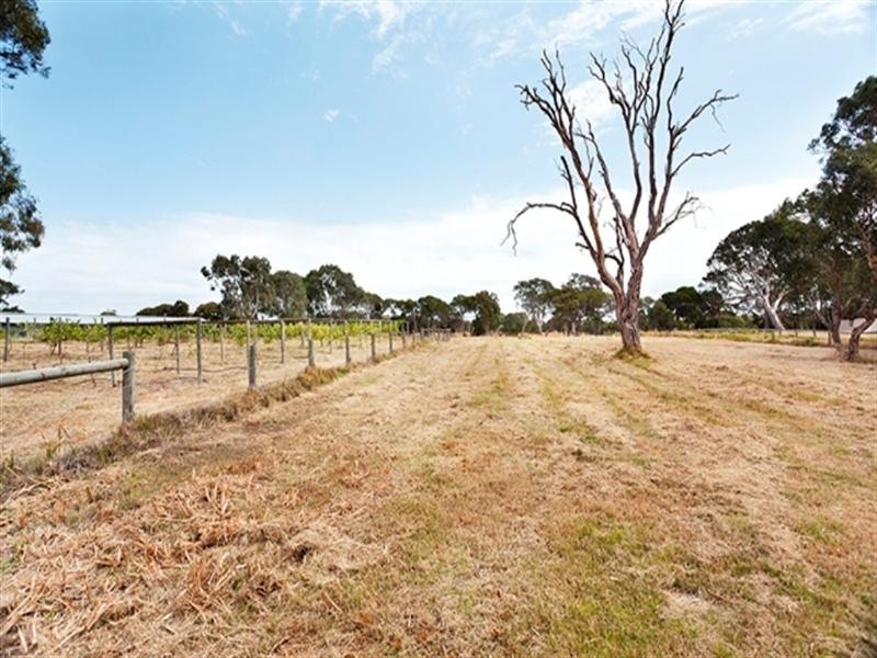 246 Perry Road, Keysborough VIC 3173