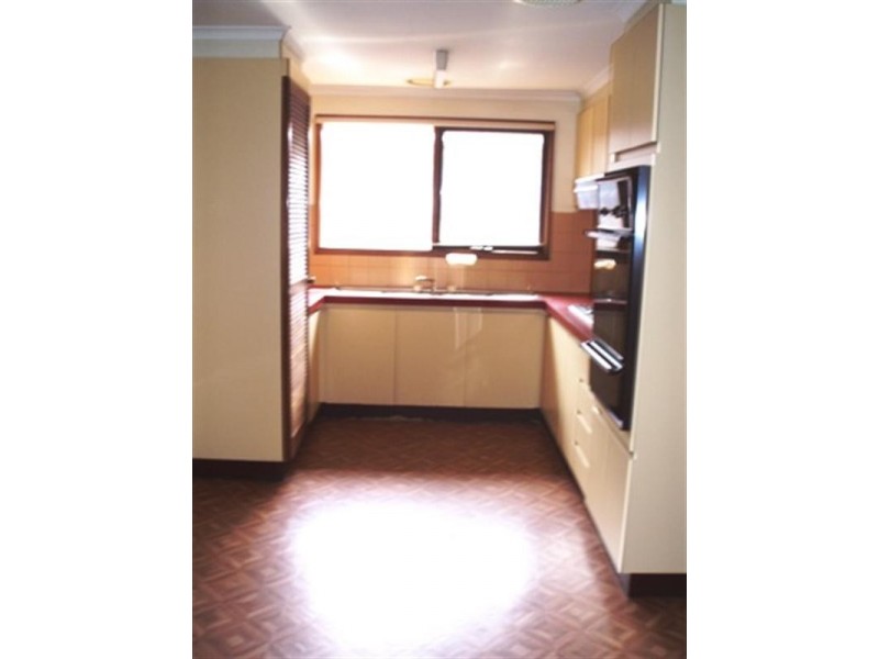 27 Chapel Road, Keysborough VIC 3173