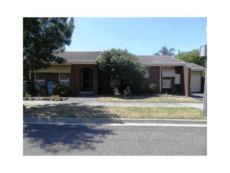 5 Wren Drive, Noble Park North VIC 3174
