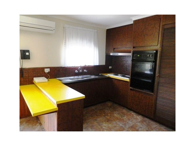 5 Wren Drive, Noble Park North VIC 3174