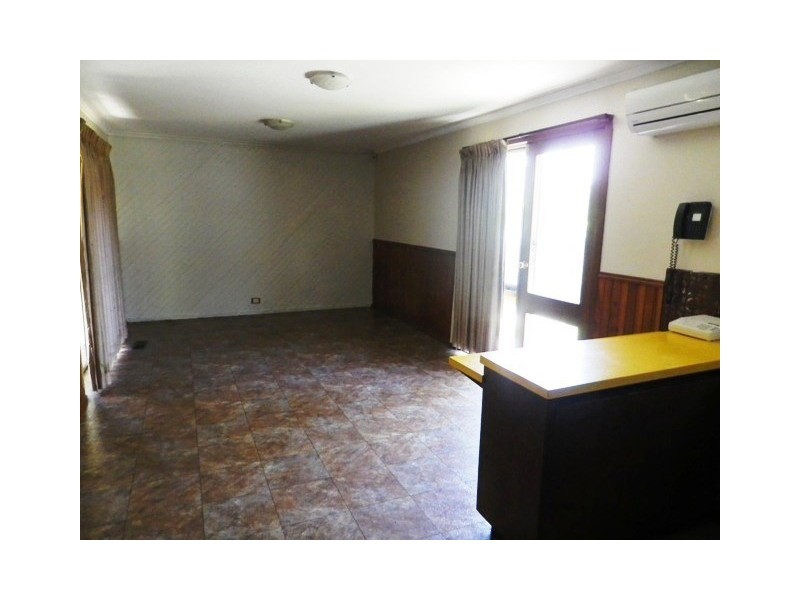 5 Wren Drive, Noble Park North VIC 3174