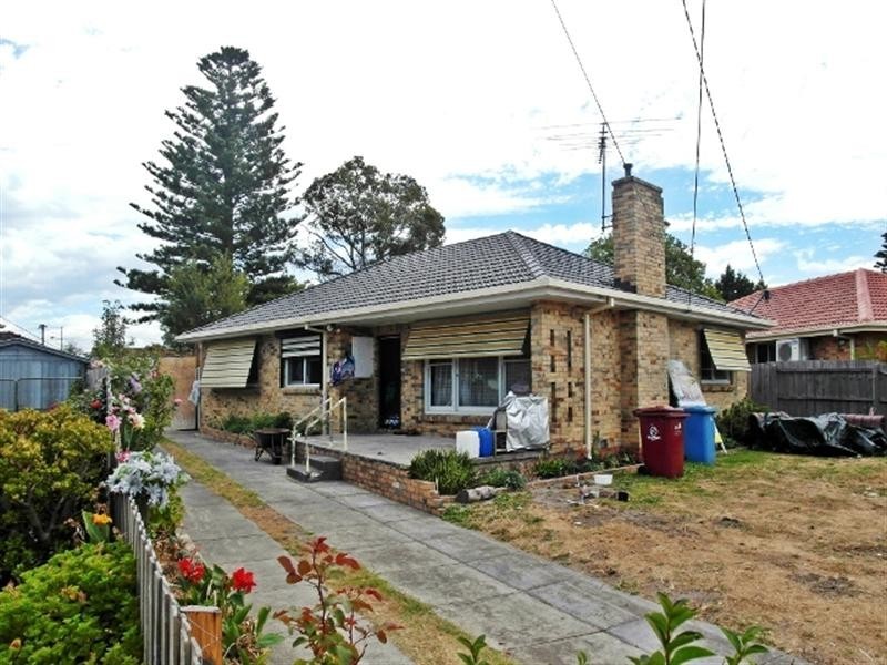 13 Broadoak Street, Noble Park VIC 3174
