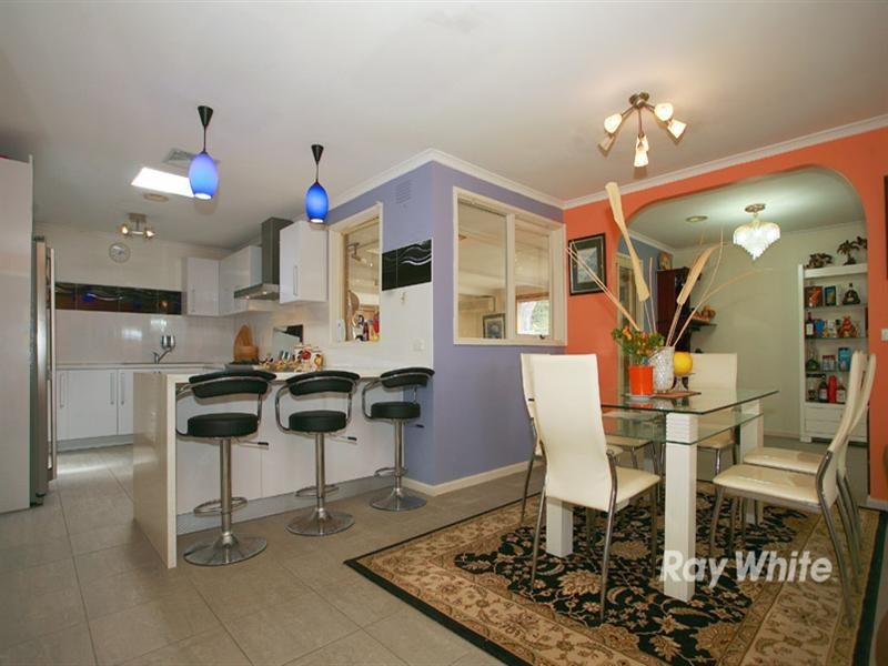 16 Henderson Street, Keysborough VIC 3173