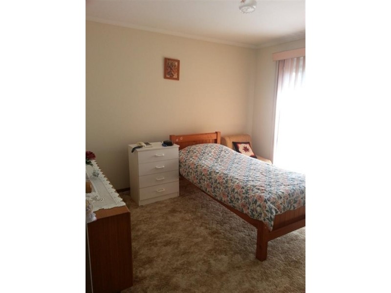 2/28 Kerrison Road, Hampton Park VIC 3976