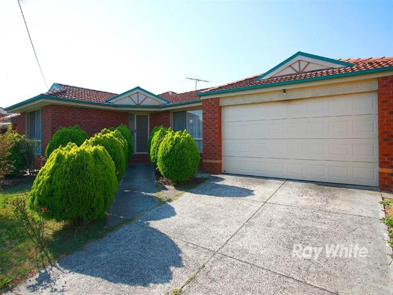 13 Treeby Court, Springvale South VIC 3172