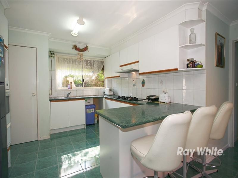 13 Treeby Court, Springvale South VIC 3172