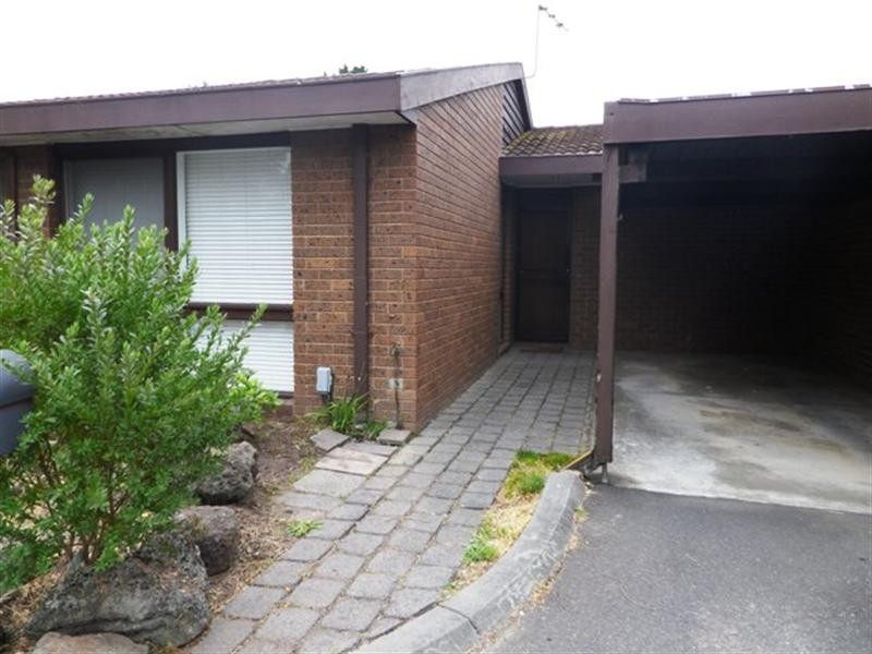 5 Oakwood Drive, Keysborough VIC 3173