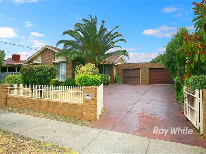 4 Orloff Close, Clayton South VIC 3169