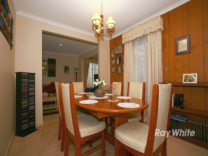 4 Orloff Close, Clayton South VIC 3169