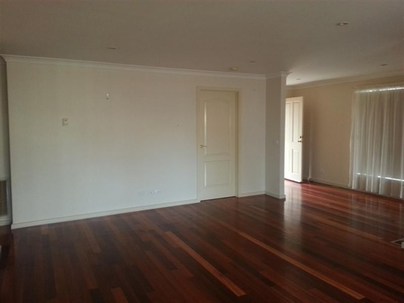 2/18 Joffrey Street, Noble Park VIC 3174