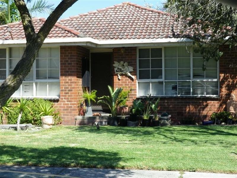 4 Wyuna Drive, Noble Park VIC 3174