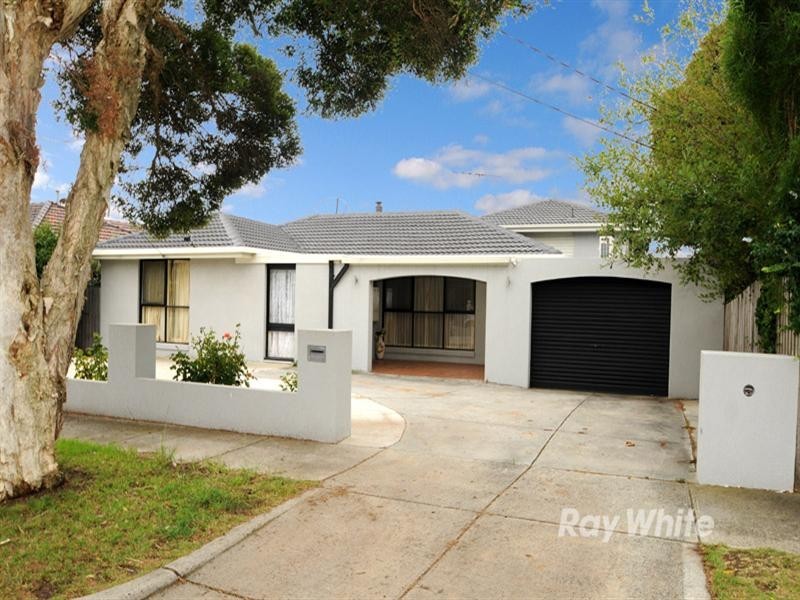 23 Suffolk Road, Dandenong North VIC 3175