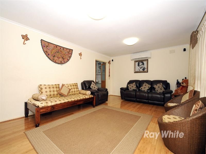 23 Suffolk Road, Dandenong North VIC 3175