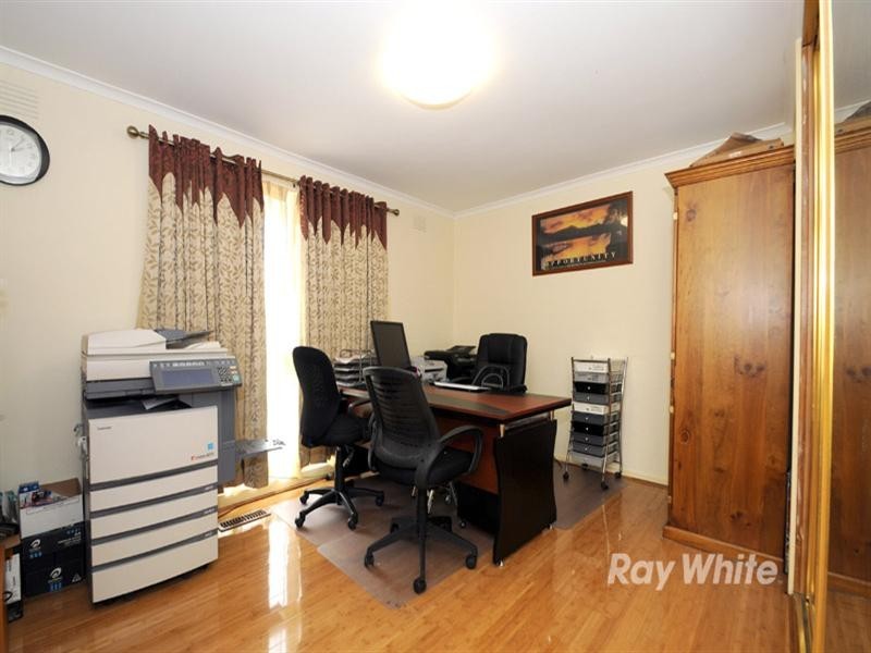 23 Suffolk Road, Dandenong North VIC 3175