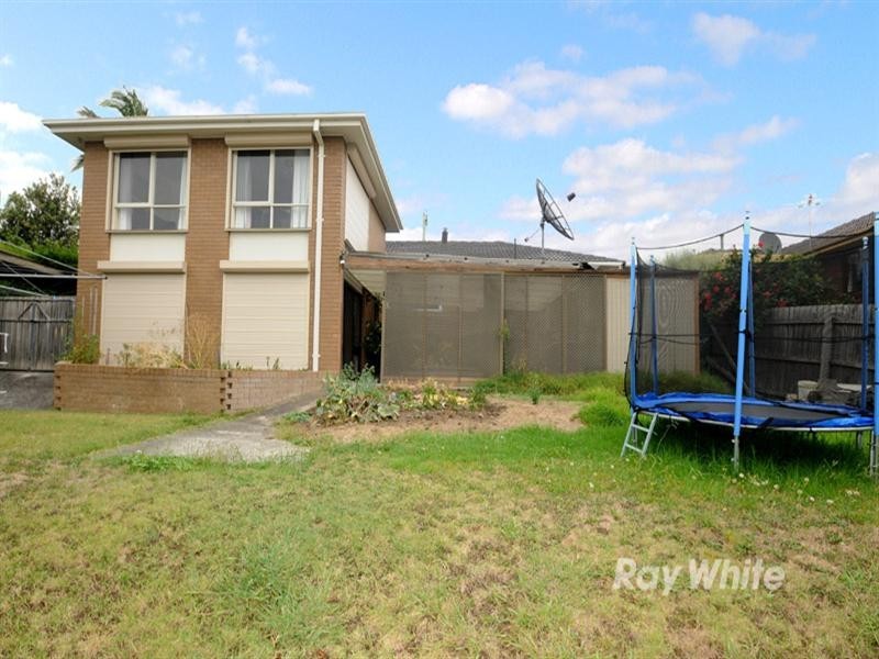 23 Suffolk Road, Dandenong North VIC 3175