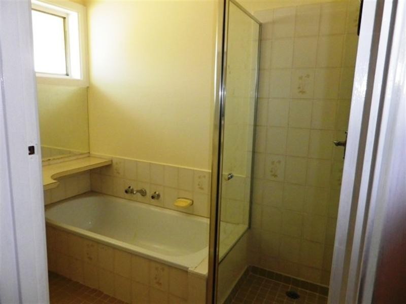 20 Regina Street, Springvale South VIC 3172