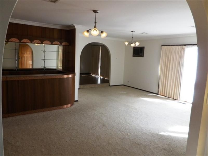 6 Victoria Avenue, Springvale VIC 3171