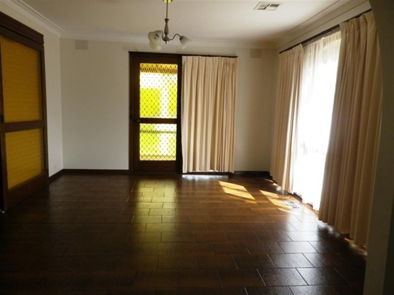 6 Victoria Avenue, Springvale VIC 3171