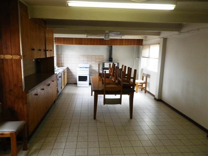 6 Victoria Avenue, Springvale VIC 3171