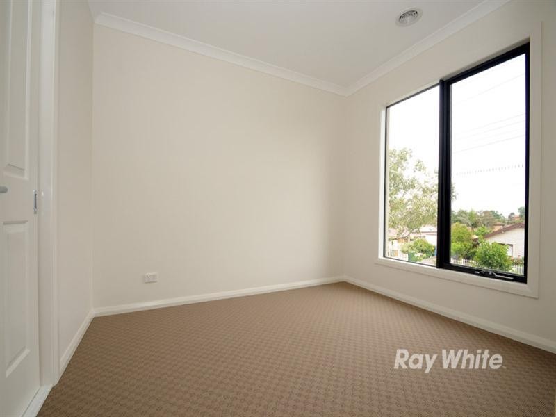 1/31-33 Olympic Avenue, Springvale South VIC 3172