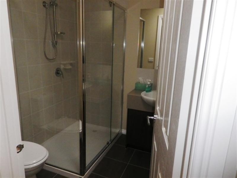 2/152 Power Road, Doveton VIC 3177