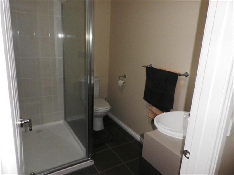 2/152 Power Road, Doveton VIC 3177