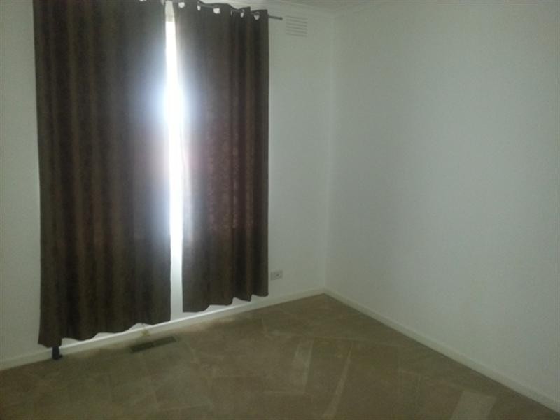 1/2 Nordic Road, Dandenong North VIC 3175