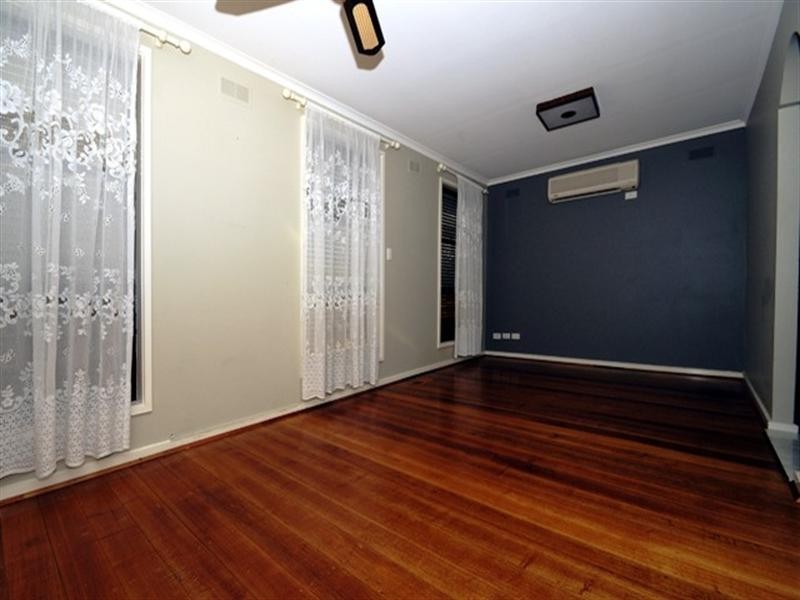 206 Chandler Road, Keysborough VIC 3173