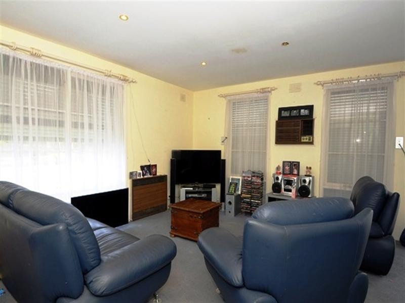 28 beauvorno Avenue, Keysborough VIC 3173