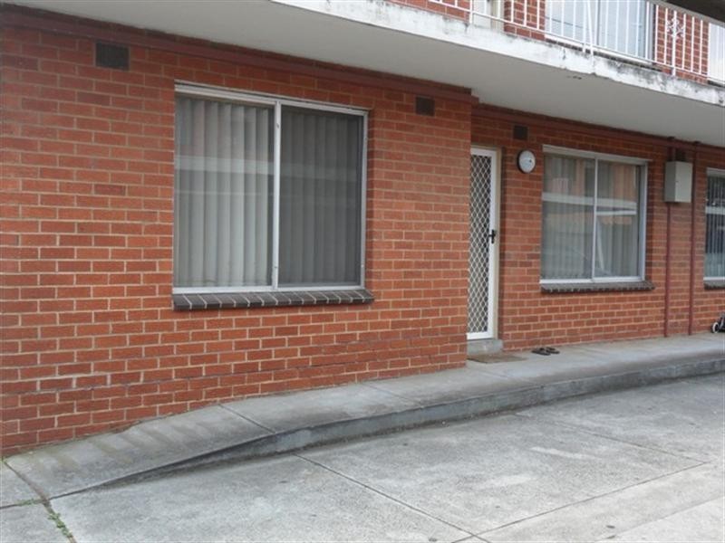 4/16 Stud Road, Dandenong VIC 3175