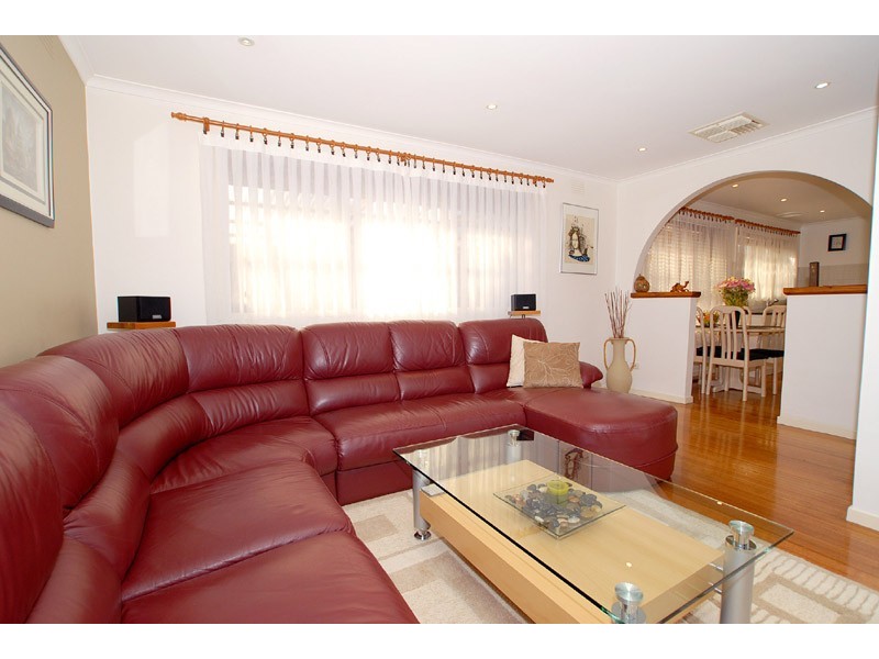 5 Wara Close, Noble Park North VIC 3174