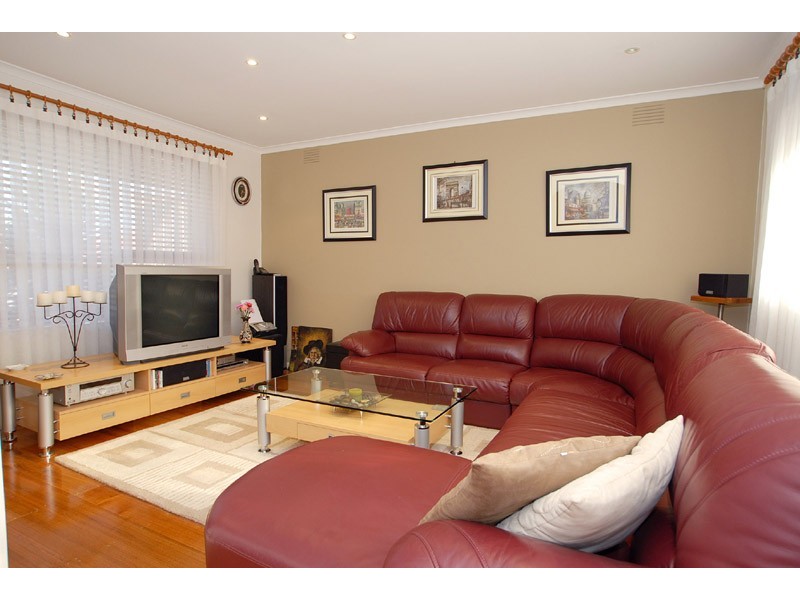 5 Wara Close, Noble Park North VIC 3174