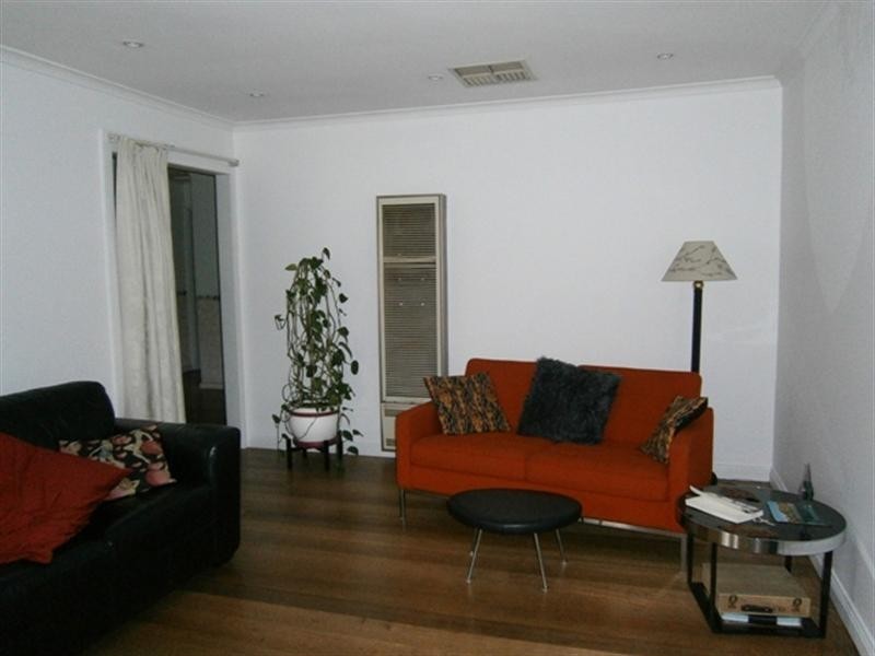 2 Fay Court, Noble Park VIC 3174