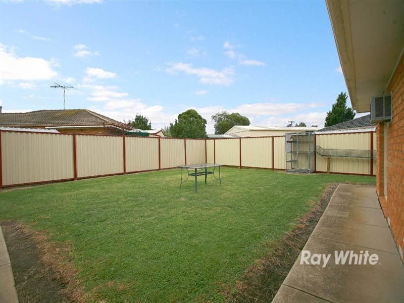 2 Gianni Court, Keysborough VIC 3173