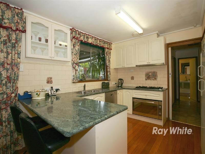 97 Doveton Avenue, Eumemmerring VIC 3177