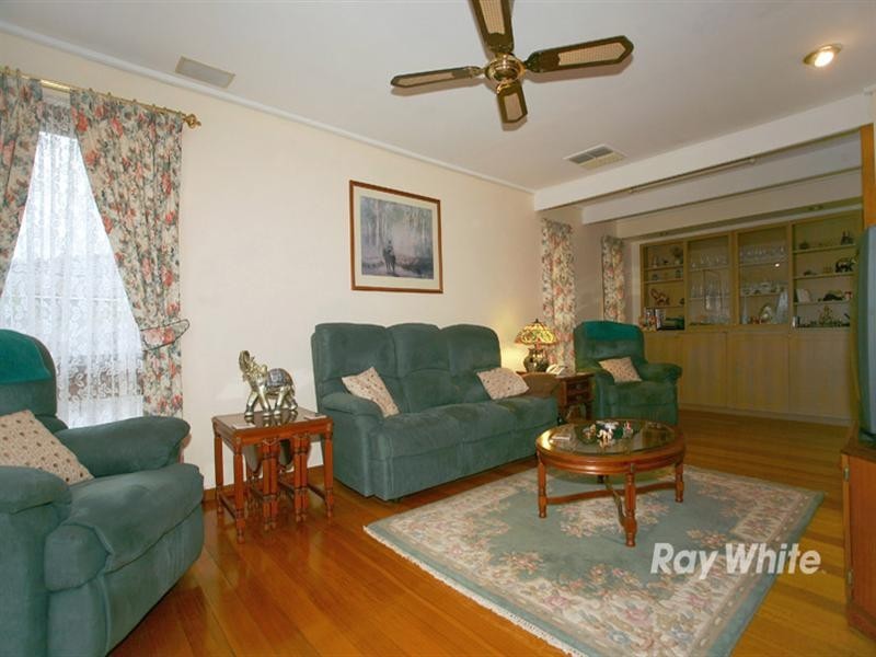 97 Doveton Avenue, Eumemmerring VIC 3177