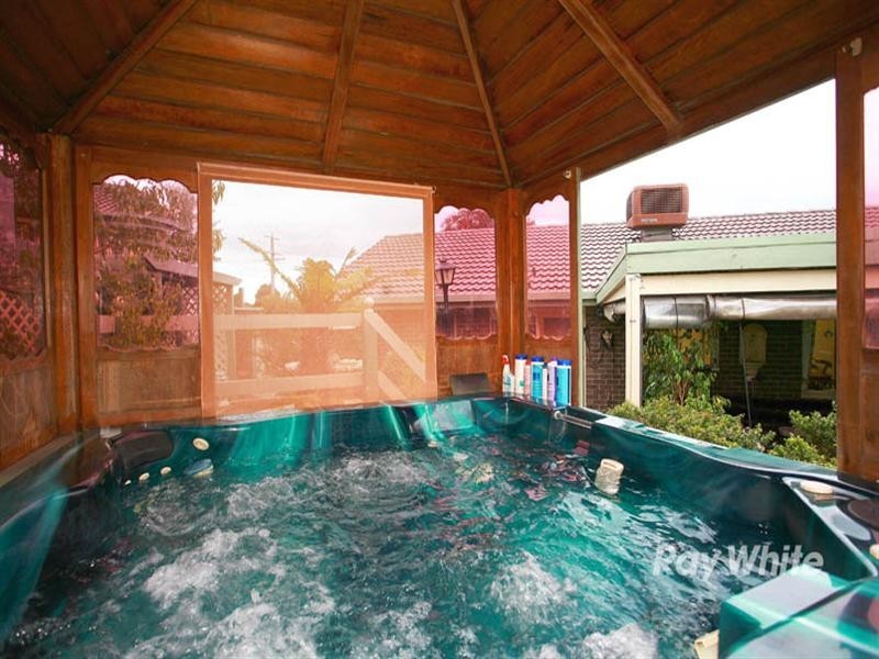 97 Doveton Avenue, Eumemmerring VIC 3177