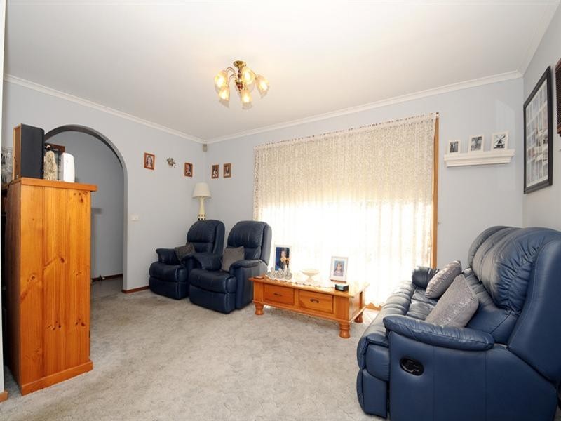 1/64 Buckley Street, Noble Park VIC 3174