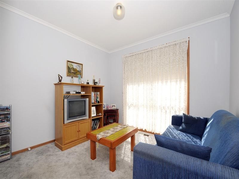 1/64 Buckley Street, Noble Park VIC 3174