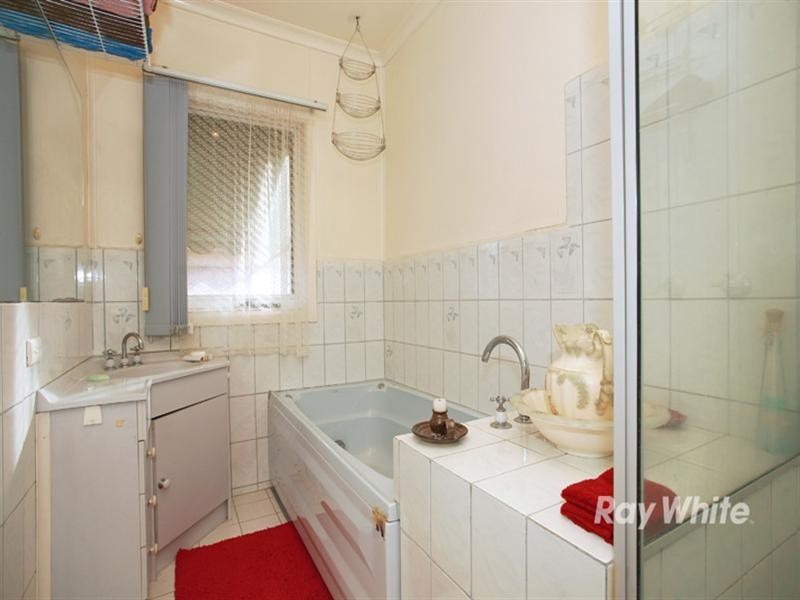 1/1 Reark Avenue, Noble Park VIC 3174