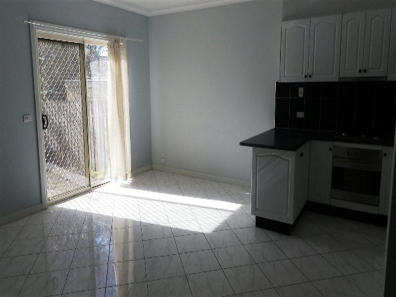 2/87 Herbert Street, Dandenong VIC 3175