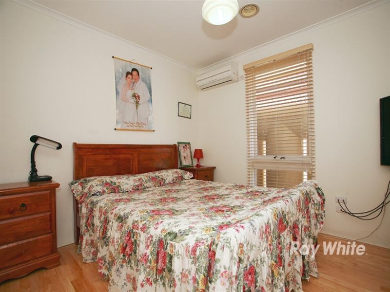 16 Henderson Road, Keysborough VIC 3173