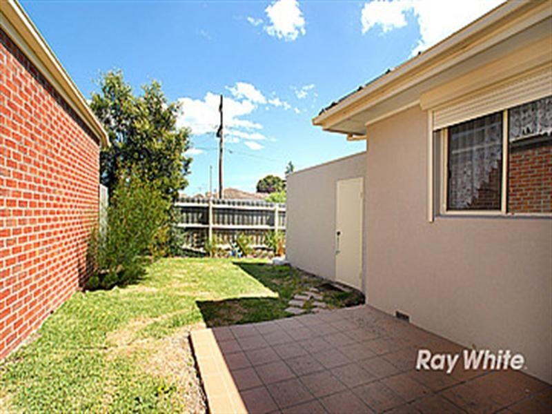 1/39 Nockolds Crescent, Noble Park VIC 3174