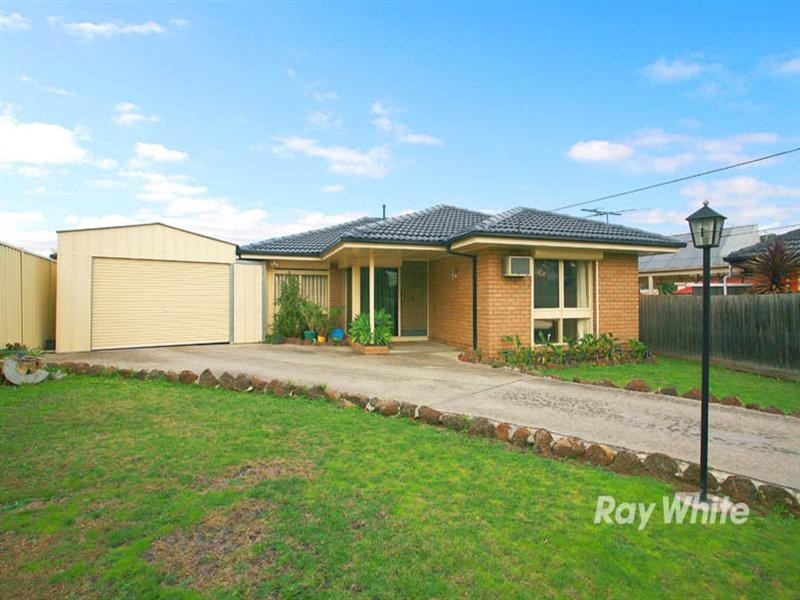 15 Warrawee Avenue, Noble Park VIC 3174